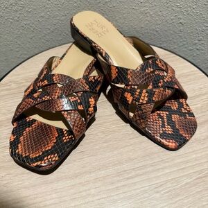 Naturalizer Women’s Ashford Brown Snake Skin Open Toe Slip On Sandal Size 8